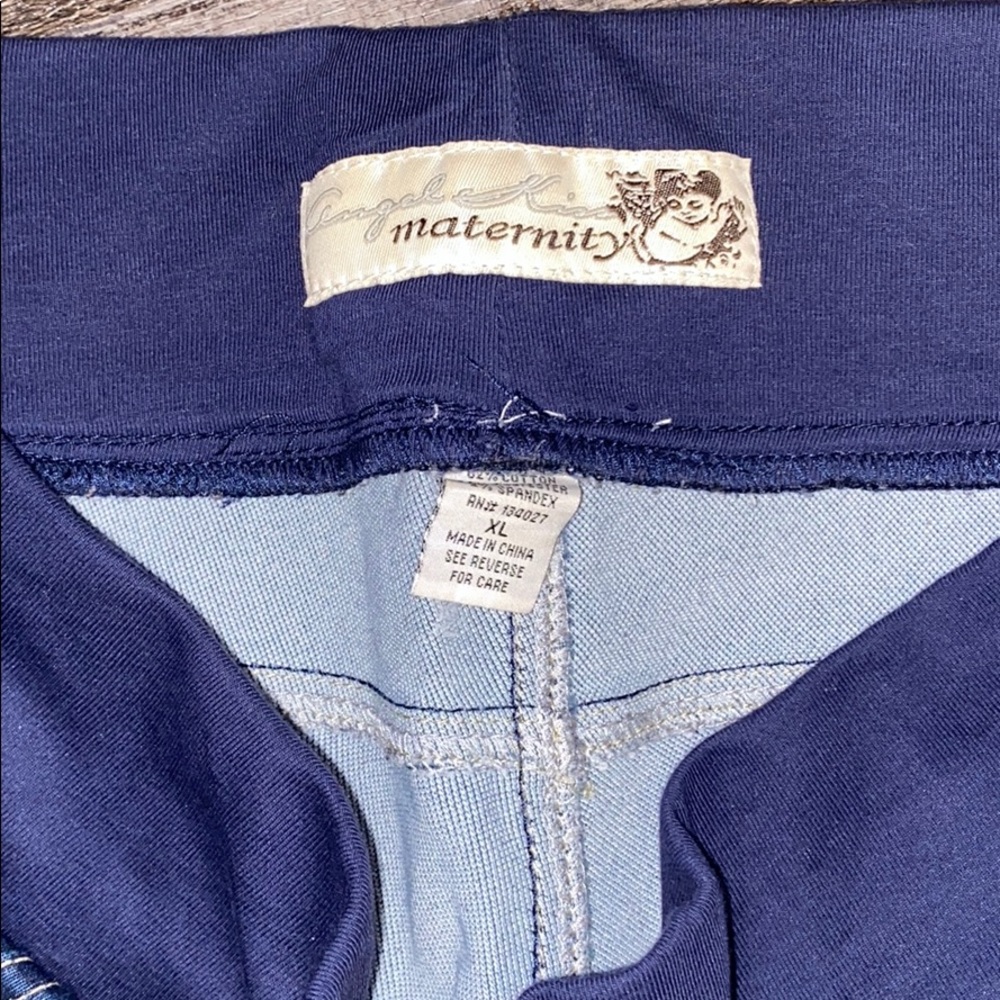 Maternity Jeans - Picture 3 of 4